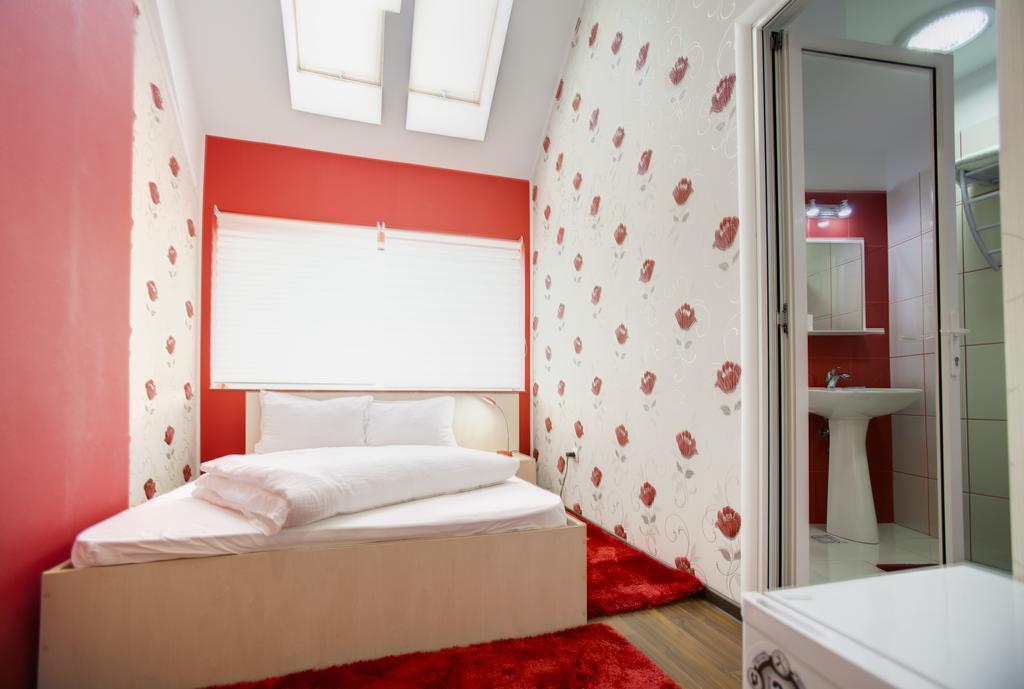 Hotel La Gil Bucarest Chambre photo