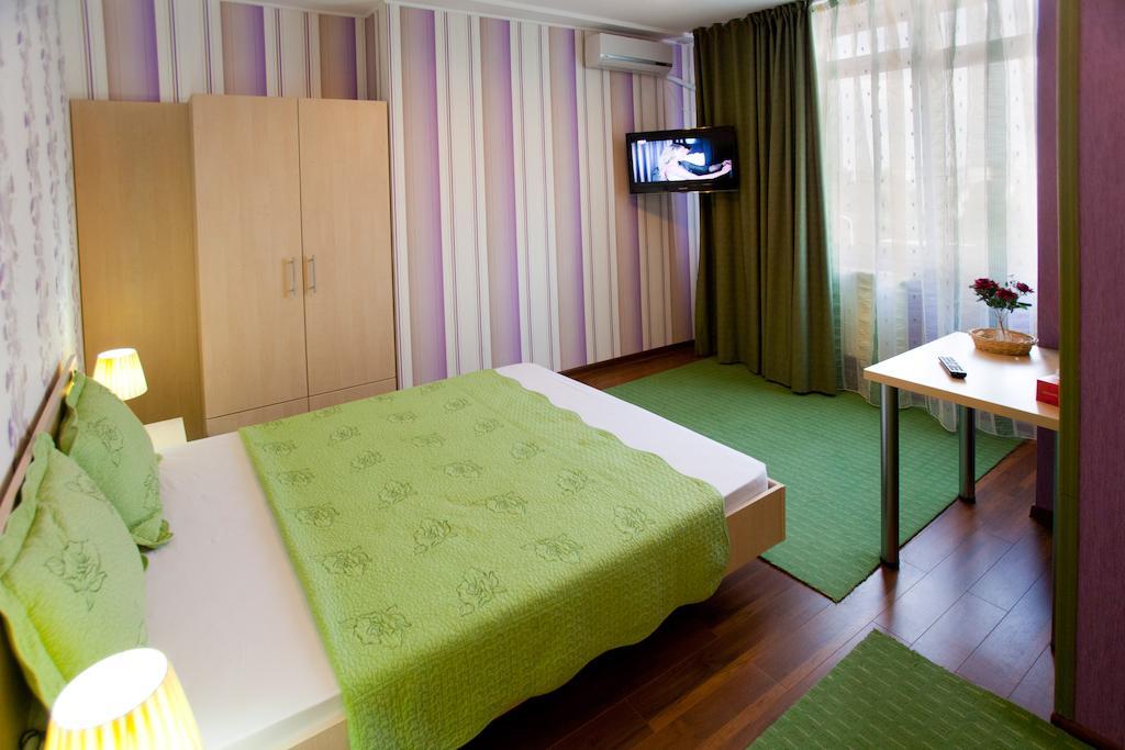 Hotel La Gil Bucarest Extérieur photo