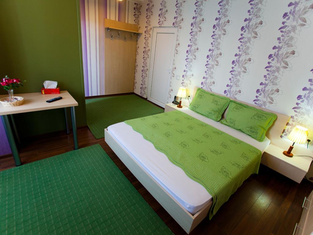 Hotel La Gil Bucarest Extérieur photo