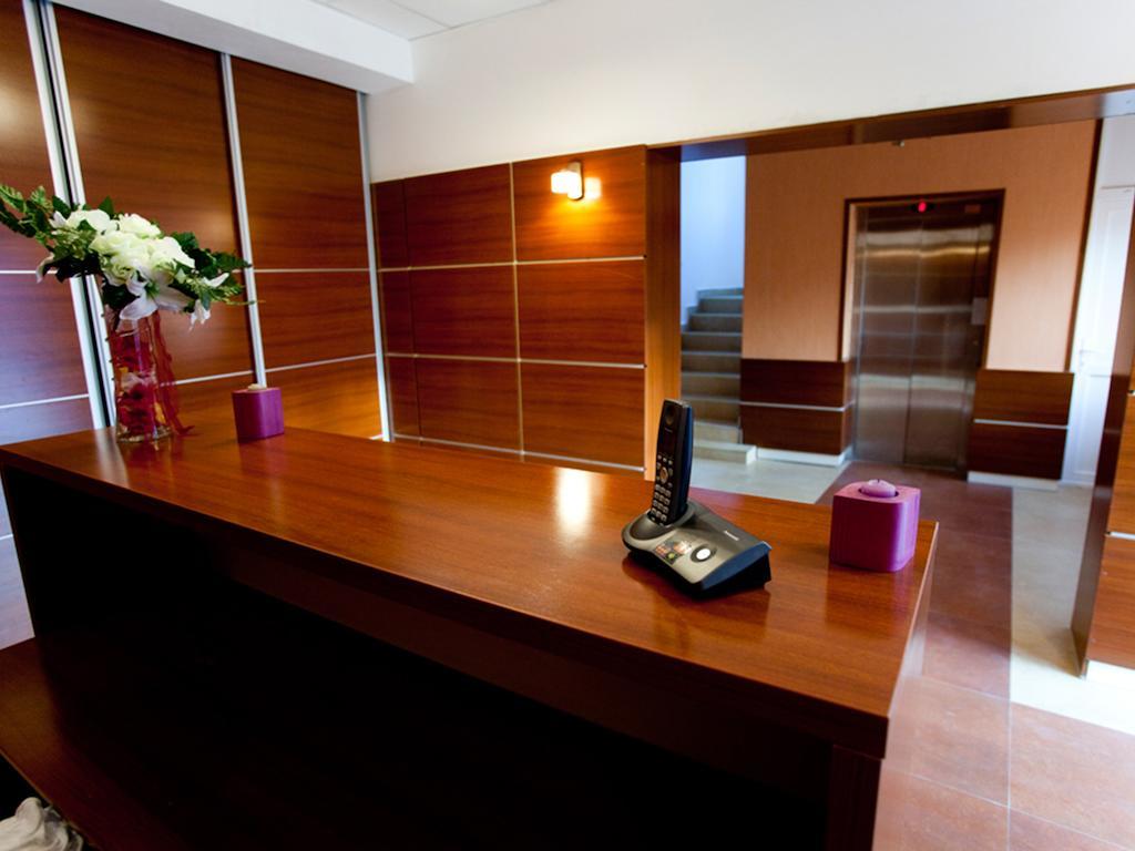 Hotel La Gil Bucarest Extérieur photo